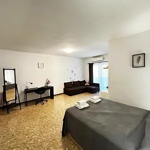Sepulveda Bed & Breakfast