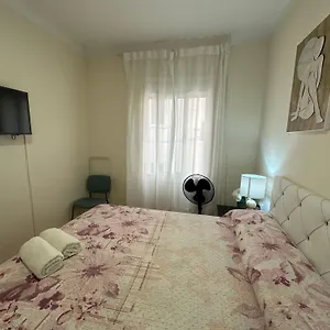 Rooms Nueva Valencia Bed & Breakfast